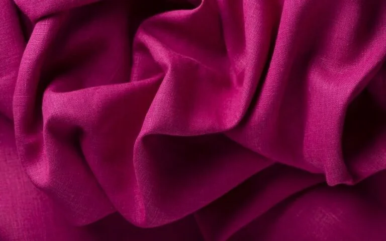 Fuchsia Farbe – Alles was du über diesen Farbton wissen musst