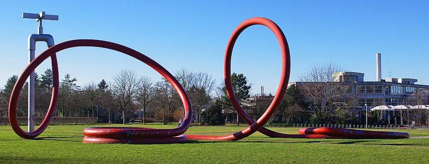Berühmte Claes Oldenburg Skulpturen