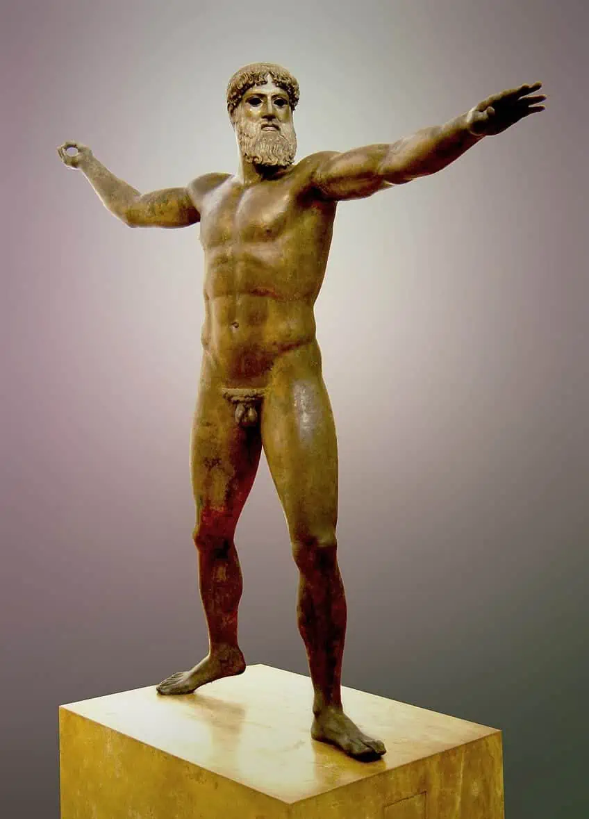Männliche griechische Skulptur