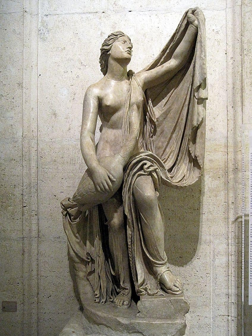 Populäre griechische Frauenstatue