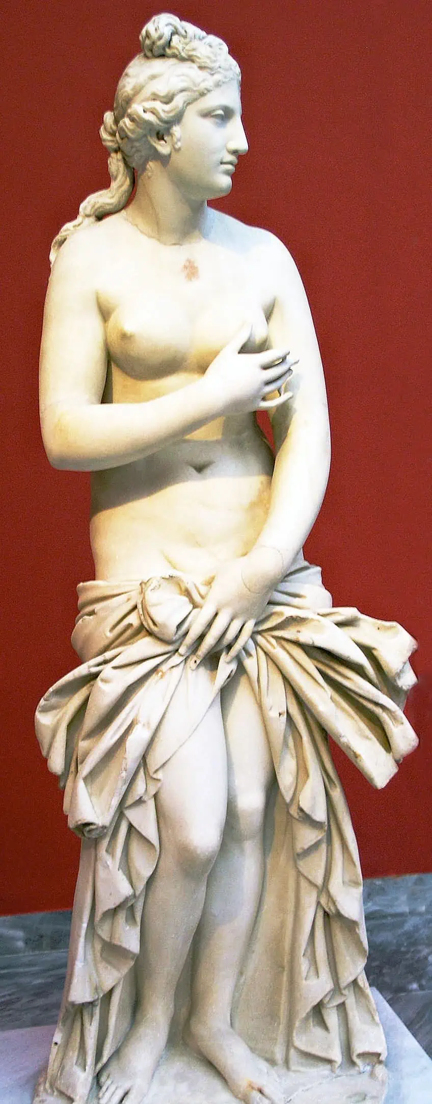 Auf wem basiert die Venus de Milo-Skulptur?