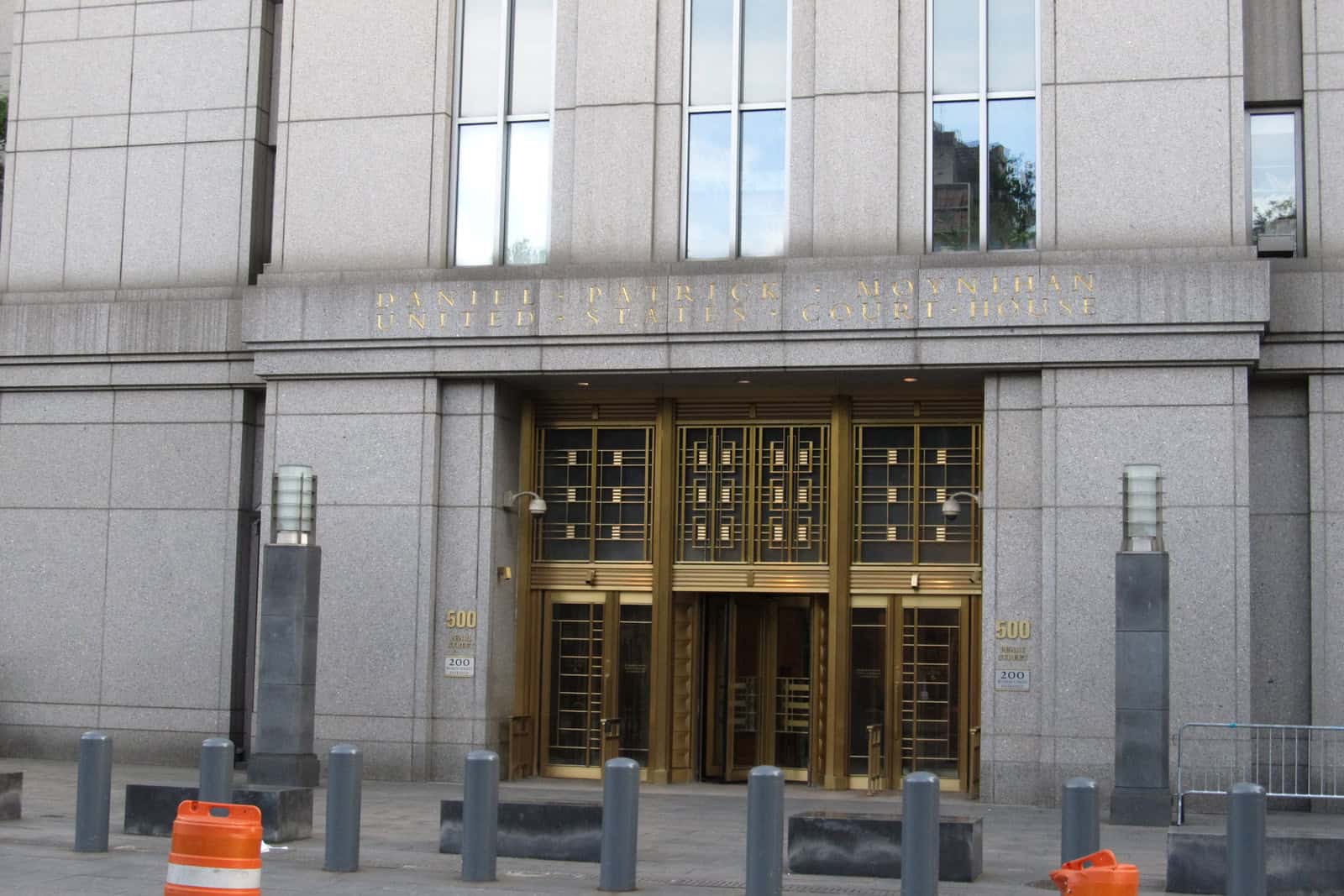 Das Daniel Patrick Moynihan U.S. Courthouse aus Granit am Foley Square in Lower Manhattan.