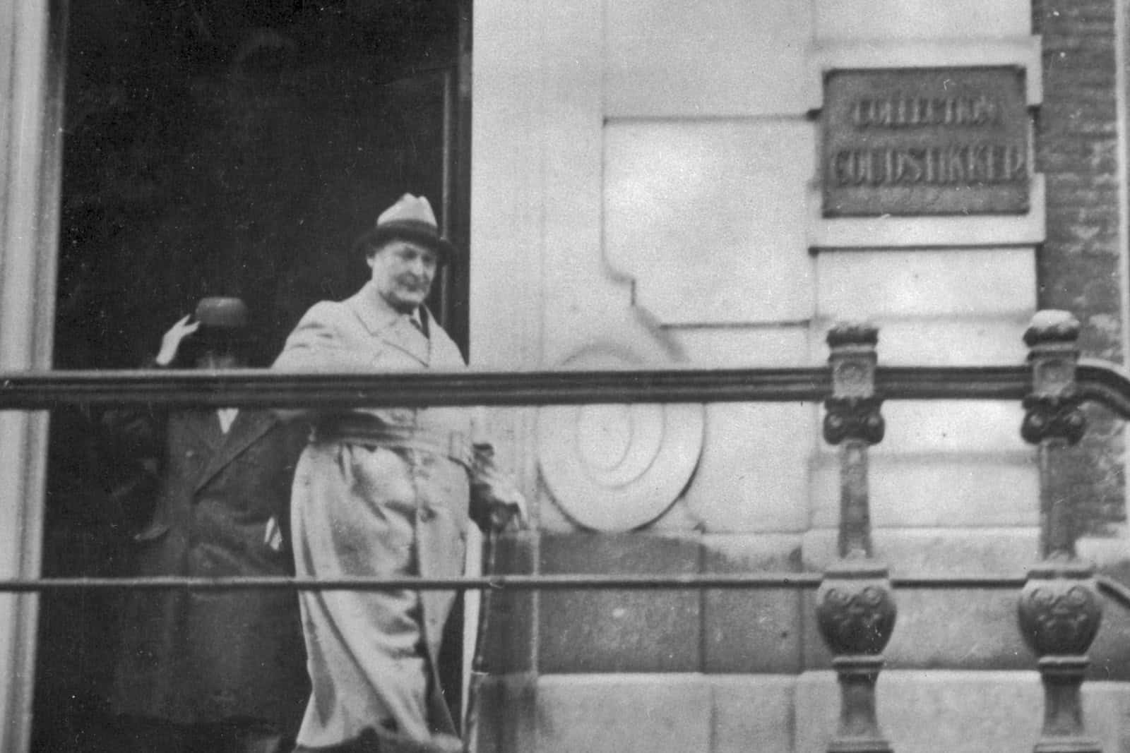 Hermann Göring verlässt 1941 den Kunsthandel Goudstikker in Amsterdam.